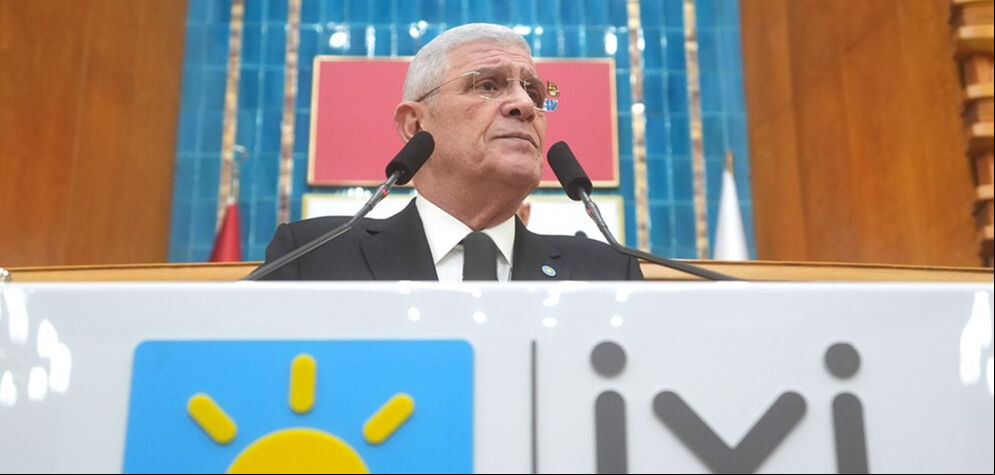 Müsavat Dervişoğlu ve Özgür Özel arasında DEM kavgası! Dervişoğlu'nun sert sözlerine Özel böyle cevap verdi Müsavat Dervişoğlu ve Özgür Özel arasında DEM kavgası! Dervişoğlu'nun sert sözlerine Özel böyle cevap verdi - 1. Resim