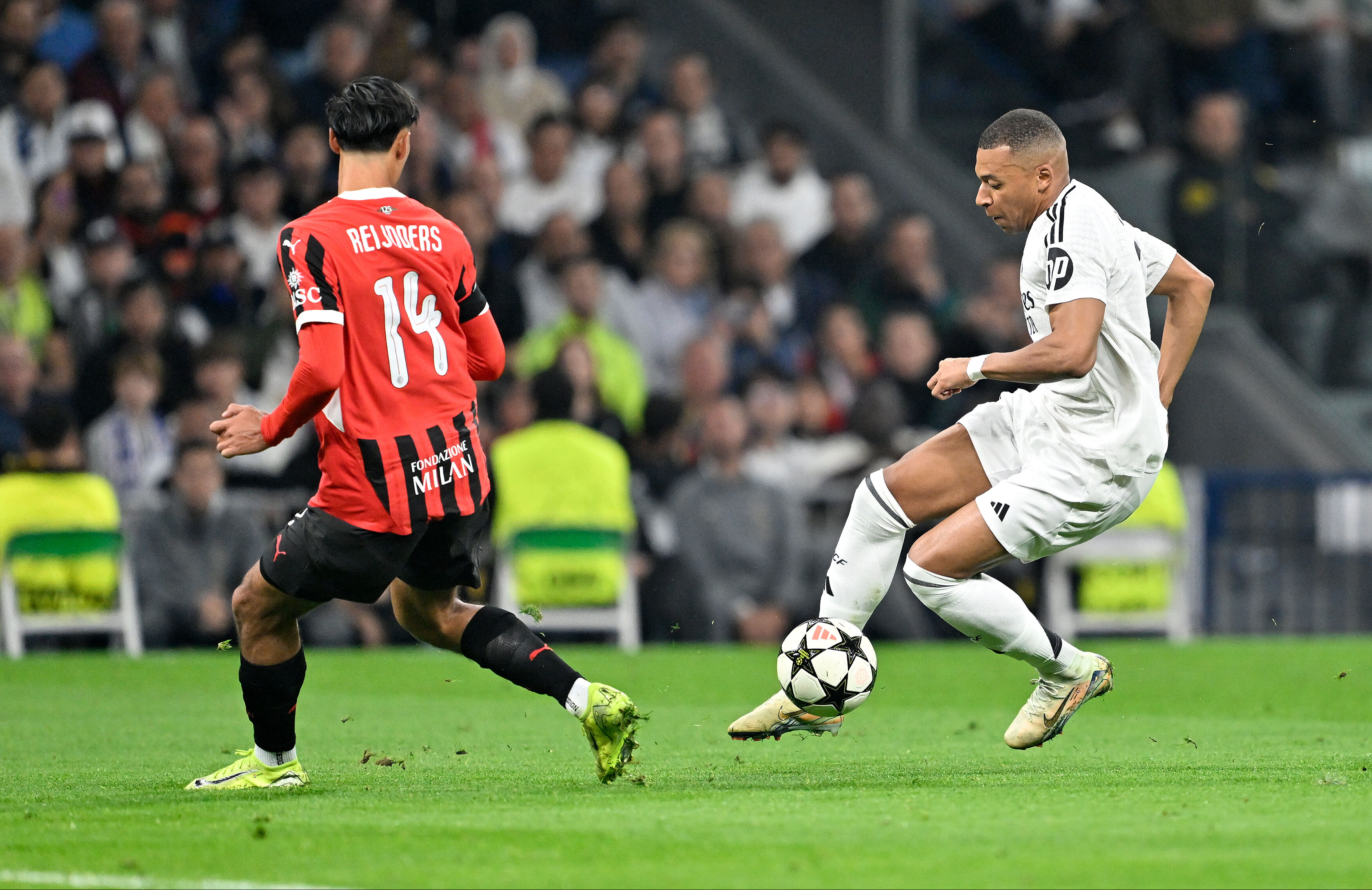 Real Madrid eriyor Arda Güler isyanı büyüyor! Milan maçı sonrası Ancelotti'yi topa tuttular: Bu adam deli Real Madrid eriyor Arda Güler isyanı büyüyor! Milan maçı sonrası Ancelotti'yi topa tuttular: Bu adam deli - 1. Resim