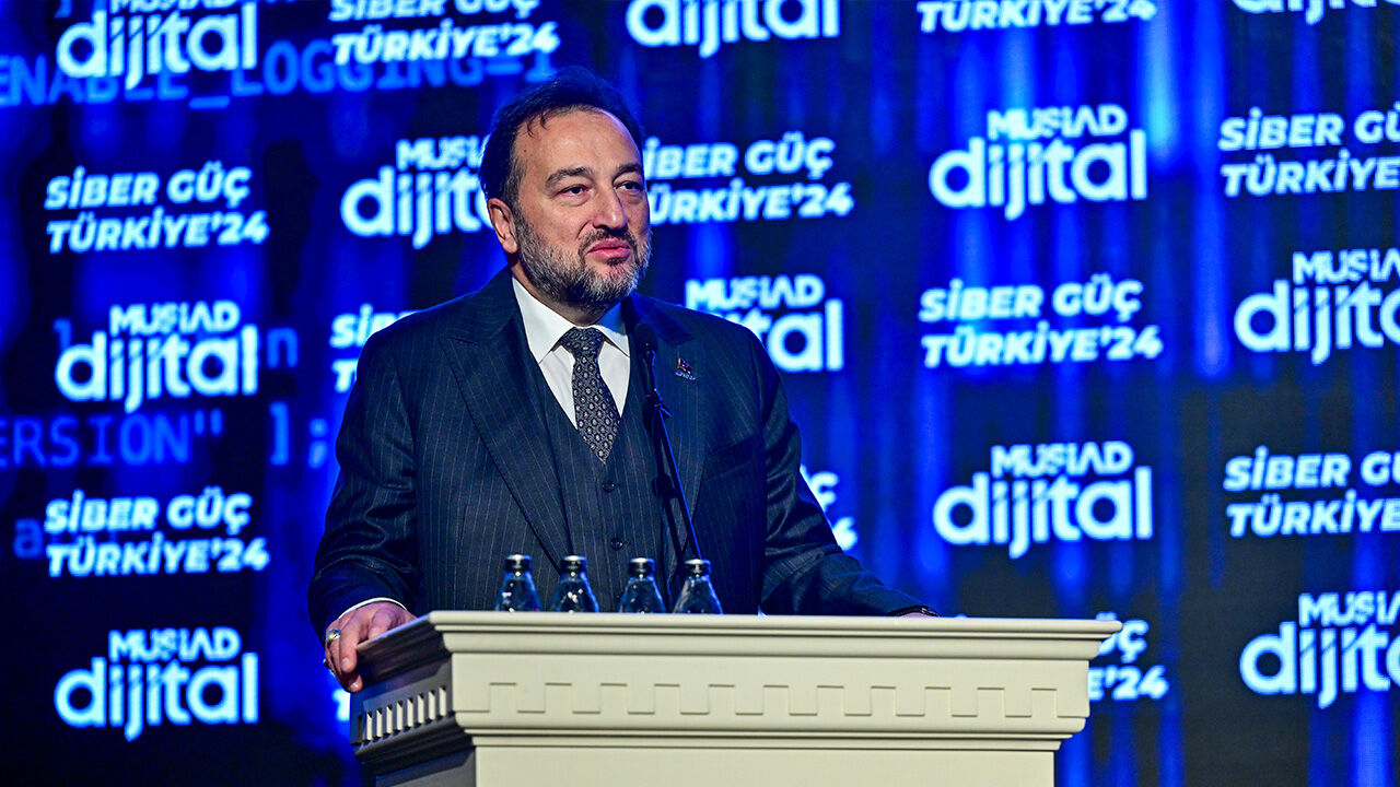 "Siber Güç Türkiye 2024" Zirvesi! MÜSİAD Başkanı Mahmut Asmalı: Ülkemizi ileriye taşıyacağız - 1. Resim