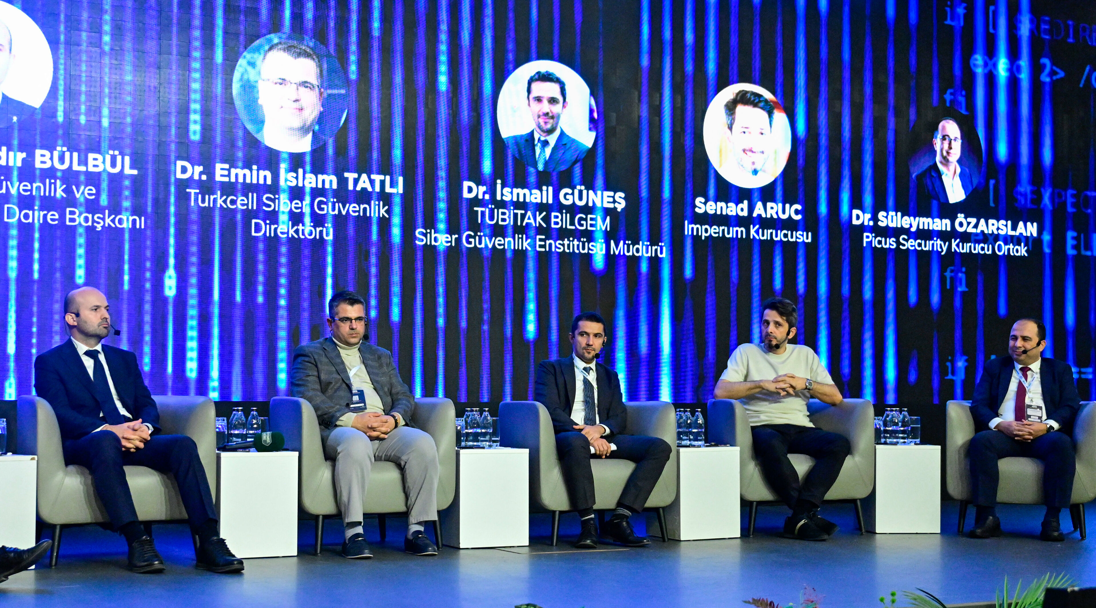 Siber Güç Zirvesi'nde Bakan Uraloğlu'ndan önemli mesaj: Siber tehdit arttı, yenilikçi üretimler önem arz ediyor - 1. Resim