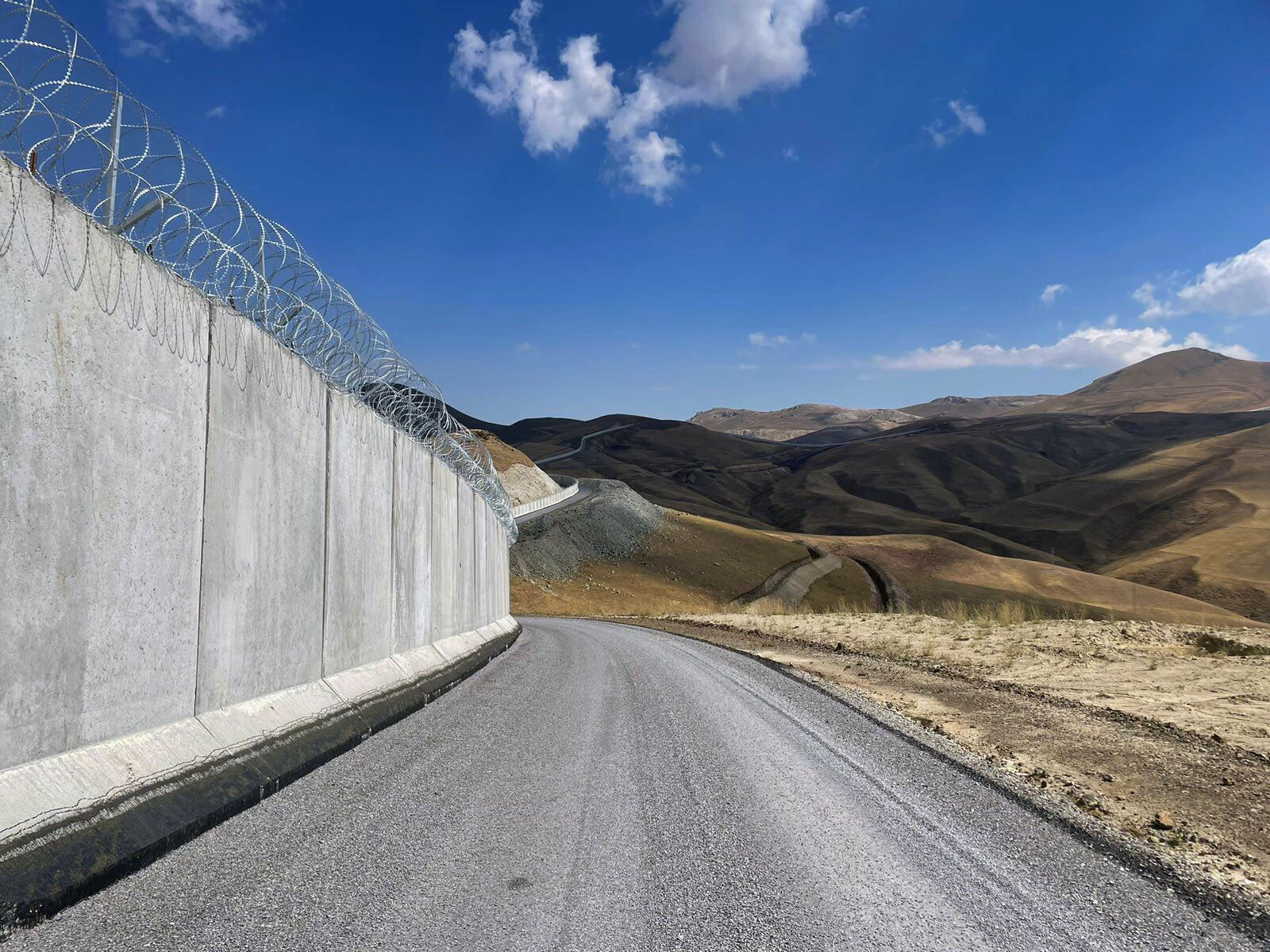 Sıfır noktasında sıfır zaaf! 6. Hudut Tugay Komutanlığı kapılarını gazetemize açtı Sıfır noktasında sıfır zaaf! 6. Hudut Tugay Komutanlığı kapılarını gazetemize açtı - 1. Resim