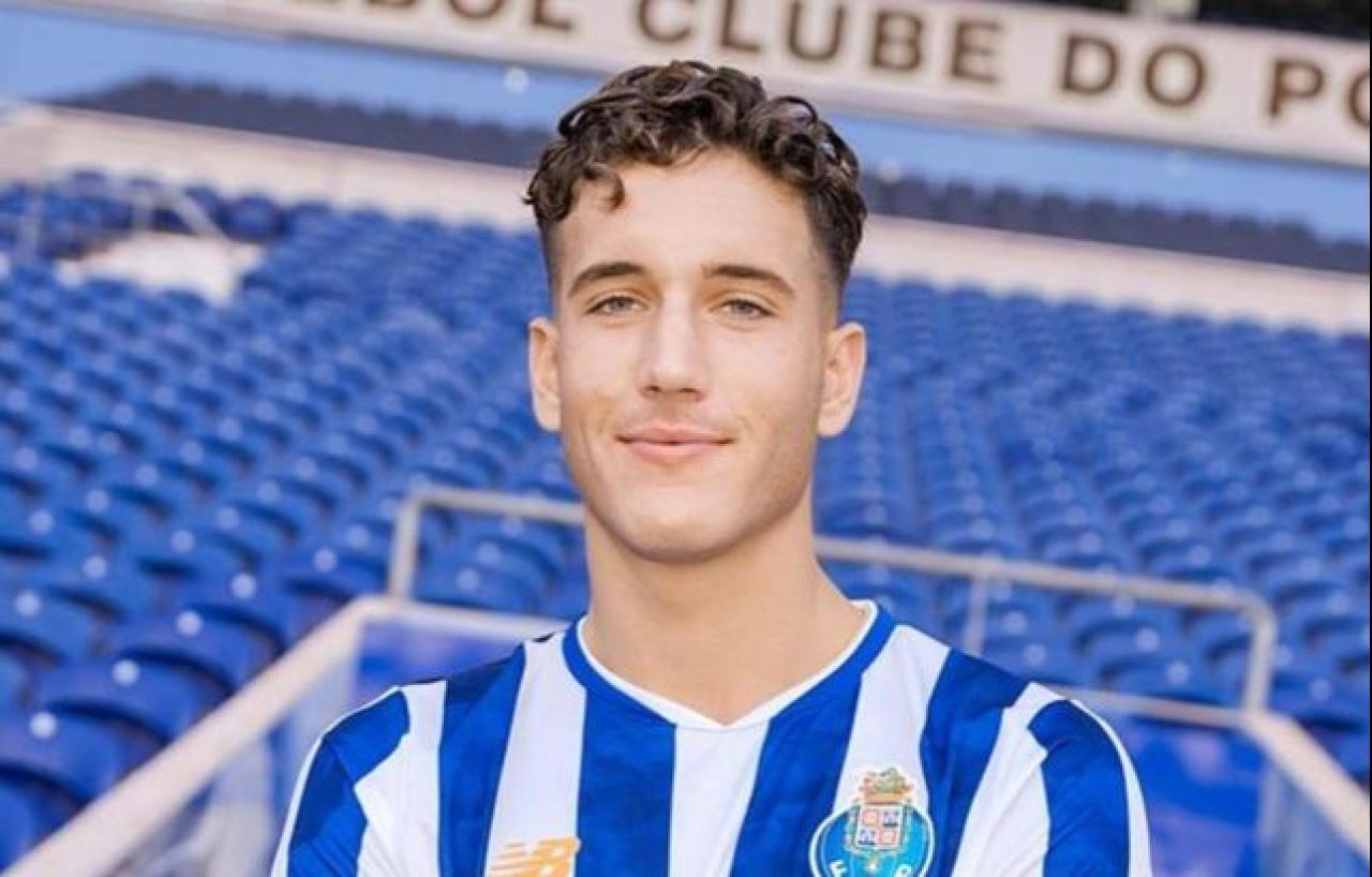 Türk milli takımını seçti! Porto forması giyen Deniz Gül kimdir? Türk milli takımını seçti! Porto forması giyen Deniz Gül kimdir? - 1. Resim