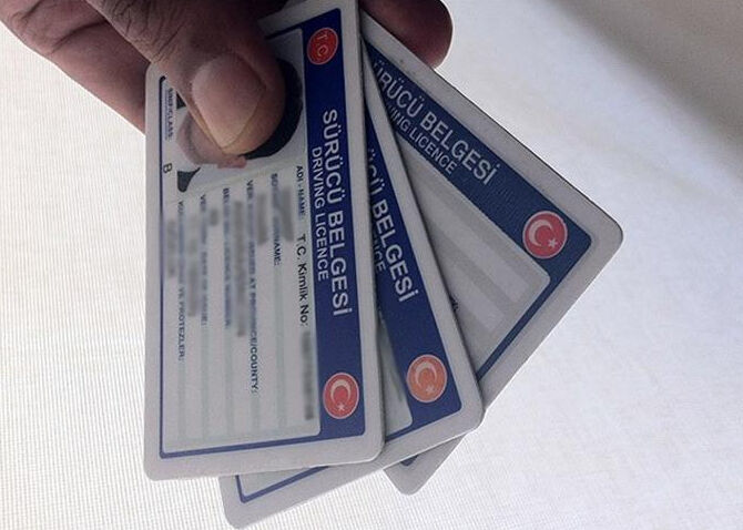 Ehliyetini yenilemeyenler için son günler geldi! Ceza 2025'te artabilir - 1. Resim