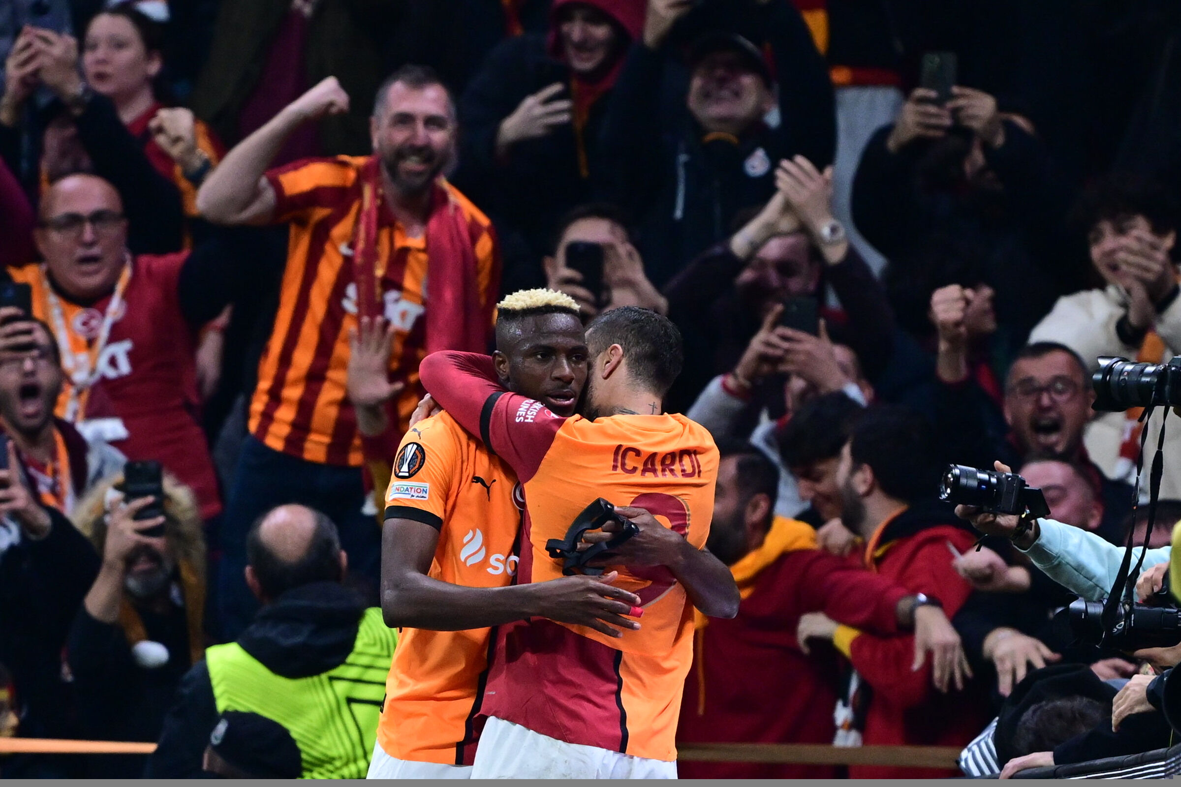 Rams PARK'ta maskeli balo! Galatasaray Avrupa Ligi'nde zirvede Galatasaray - Tottenham | Canlı Anlatım - 1. Resim