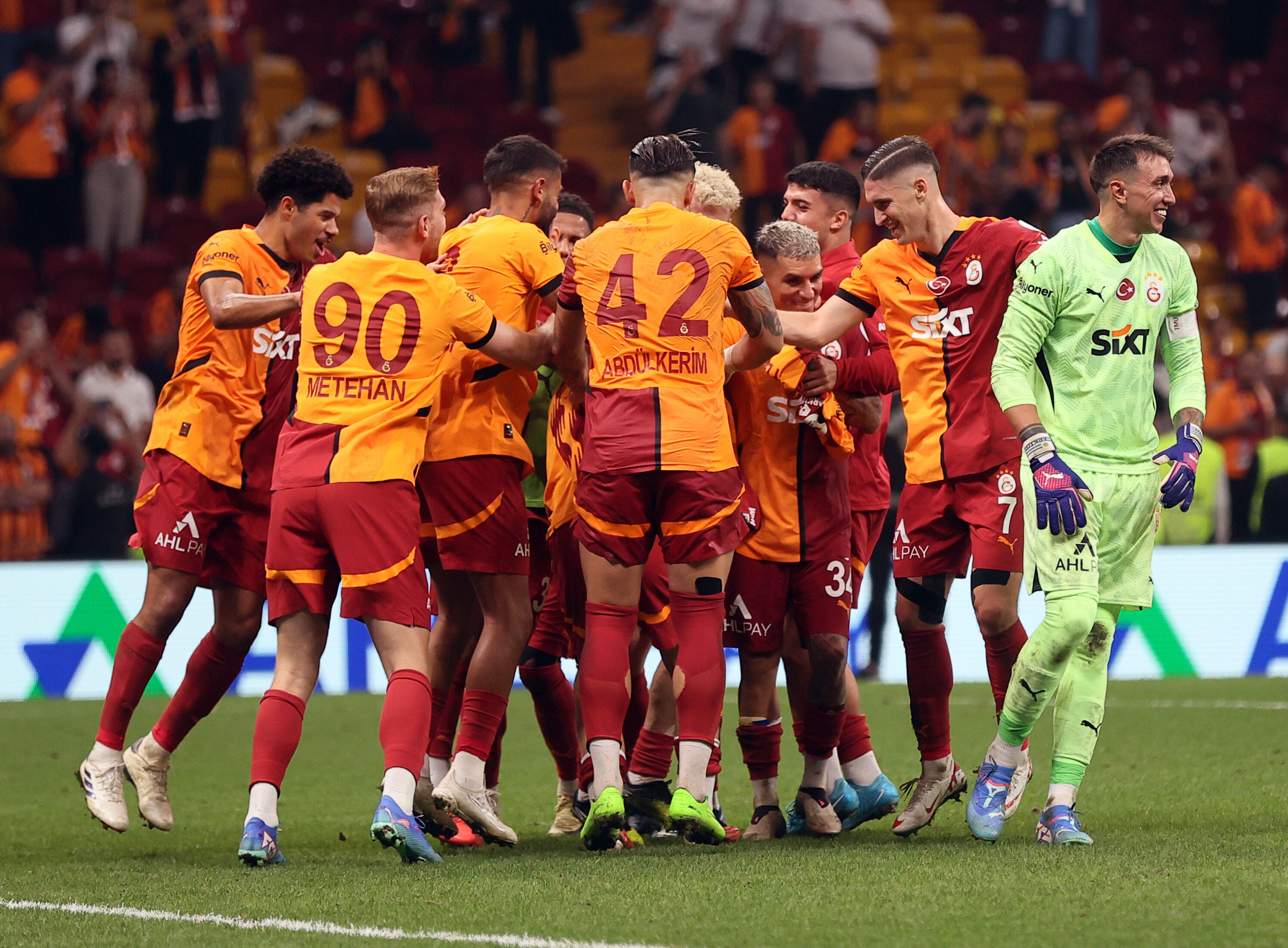 Galatasaray-Tottenham maçının muhtemel 11'leri! Aslan çift forvet mi çıkacak? Icardi ve Osimhen... Galatasaray-Tottenham maçının muhtemel 11'leri! Aslan çift forvet mi çıkacak? Icardi ve Osimhen... - 5. Resim