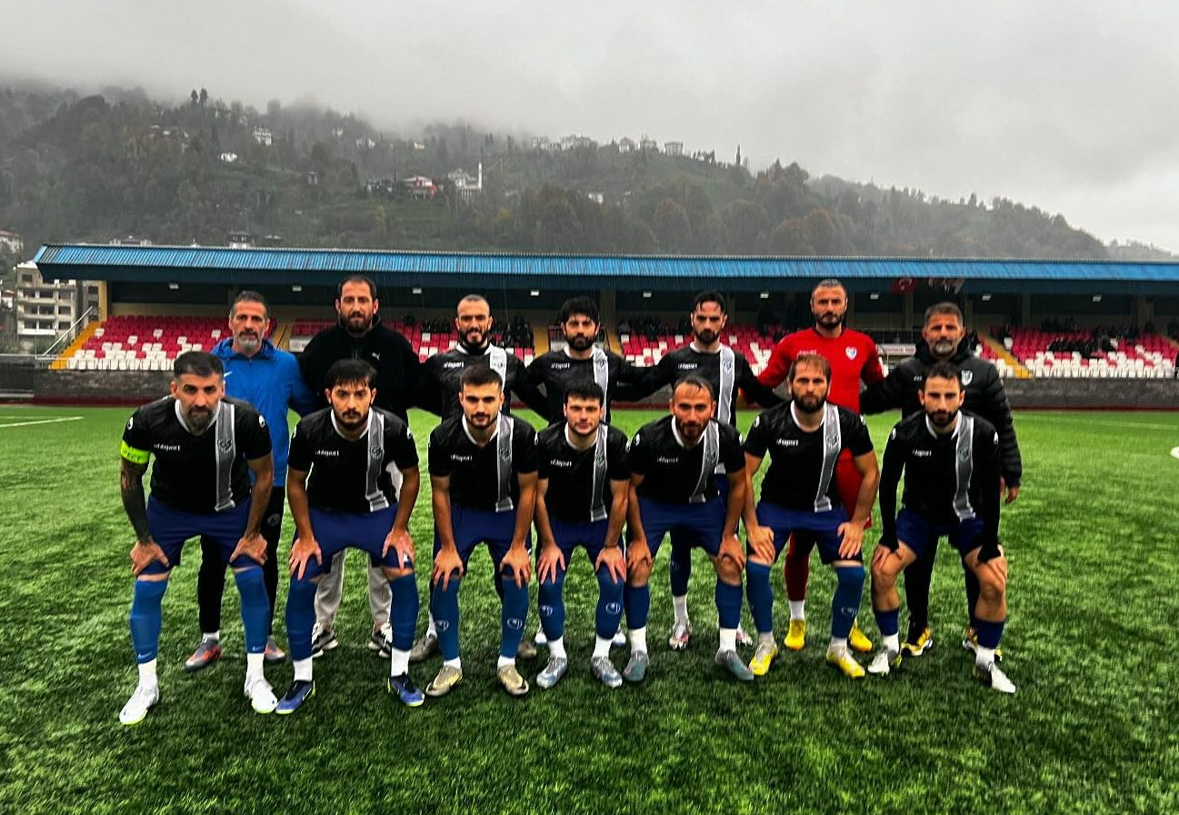 Güneysuspor-Srahozspor maçının hakemi İsmail Ertunç'a pusu kurdular! Evine kadar takip edip tekme tokat dövdüler... - 1. Resim