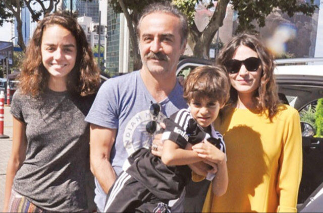 İnci Taneleri'nin Azem'i Yılmaz Erdoğan kimdir, kaç yaşında, evli mi?  İnci Taneleri'nin Azem'i Yılmaz Erdoğan kimdir, kaç yaşında, evli mi?  - 4. Resim