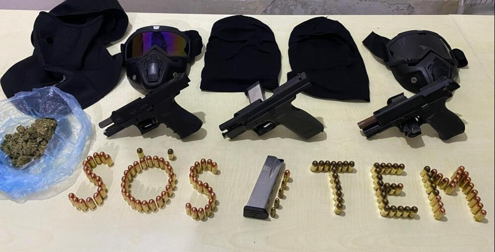 Mersin'deki operasyonda yakalandılar, yanlarında maske bulundu! - 1. Resim