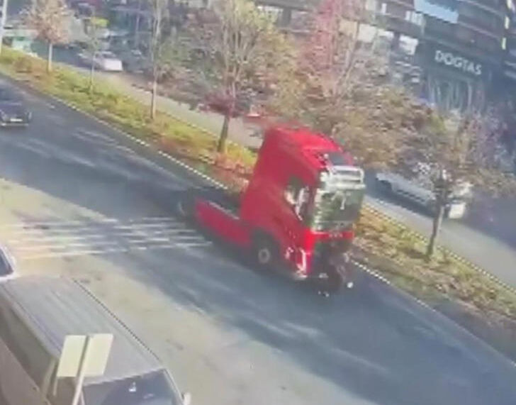 Skuterli genç kızı sürükleyip ölümüne neden olmuştu! Şoförün ifadesi ortaya çıktı - 1. Resim