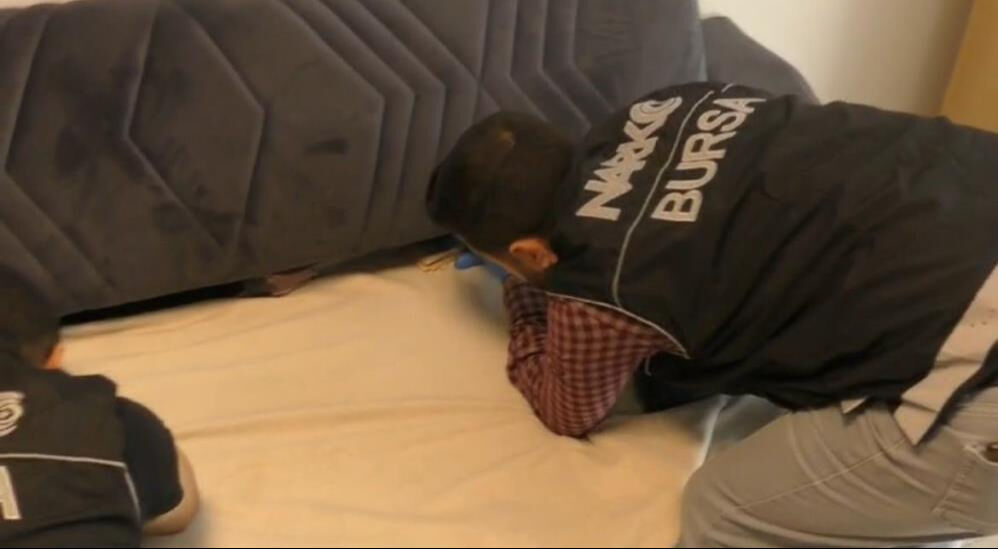 Uyuşturucu tacirlerine şafak baskını! 20 milyonluk varlıklarına el konuldu - 1. Resim