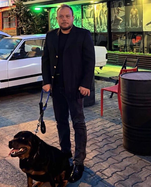 Ankara'da haraç vermeyen spor salonu işletmecisini 3 yaşındaki çocuğunun yanında öldürdü Antalya'da haraç vermeyen spor salonu işletmecisini 3 yaşındaki çocuğunun yanında öldürdü - 3. Resim