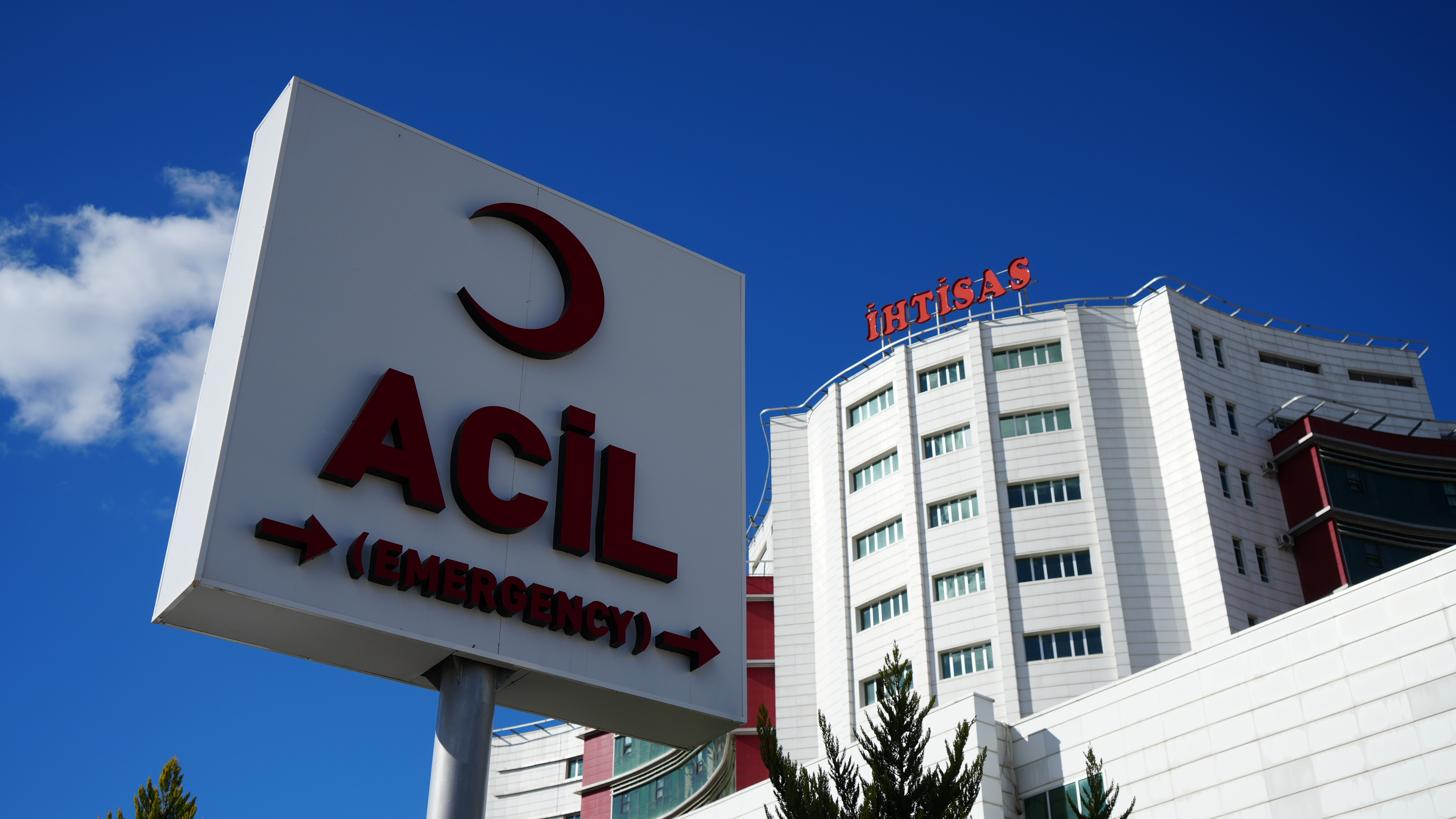 Baca temizliği için çatıya çıkmıştı: 11 metrelik yükseklikten düşerek can verdi Baca temizliği için çatıya çıkmıştı: 11 metrelik yükseklikten yere çakıldı - 1. Resim