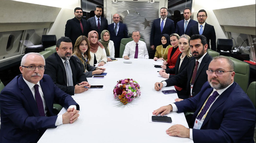 Cumhurbaşkanı Erdoğan'dan DEM Partili belediyelere atanan kayyımlar hakkında olay sözler - 1. Resim