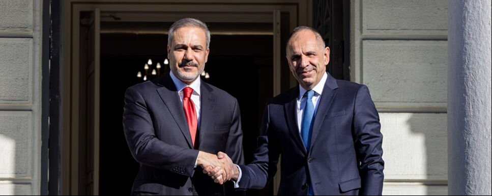Dışişleri Bakanı Hakan Fidan Yunanistan'da! Bakan Yorgo Gerapetritis karşıladı - 1. Resim