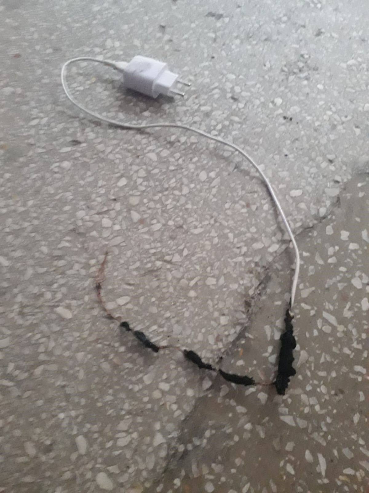 Şarj aleti evi yaktı! Sinop'ta yangın paniği - 2. Resim