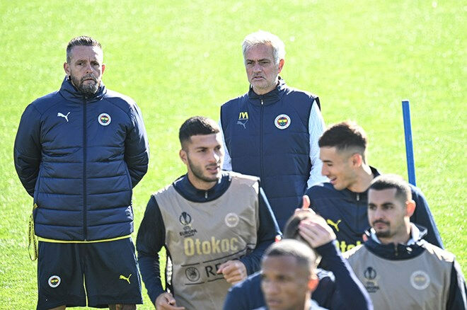 Semih Şentürk'ten çok konuşulacak Jose Mourinho iddiası!  Semih Şentürk'ten çok konuşulacak Jose Mourinho iddiası!