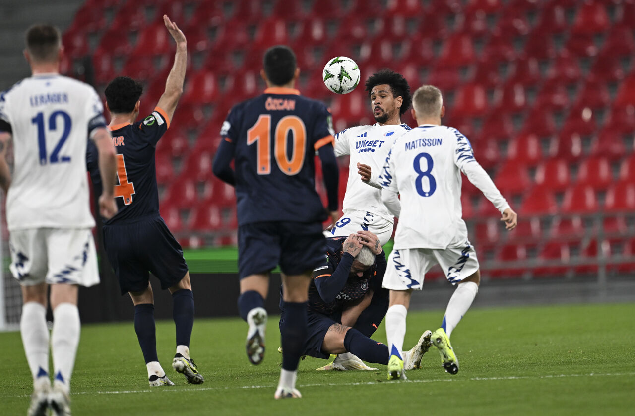 UEFA ülke puanı sıralaması güncellendi! Türkiye kaçıncı sırada yer alıyor? Galatasaray, Beşiktaş ve Fenerbahçe... UEFA ülke puanı sıralaması güncellendi! Türkiye kaçıncı sırada yer alıyor? Galatasaray, Beşiktaş ve Fenerbahçe... - 5. Resim