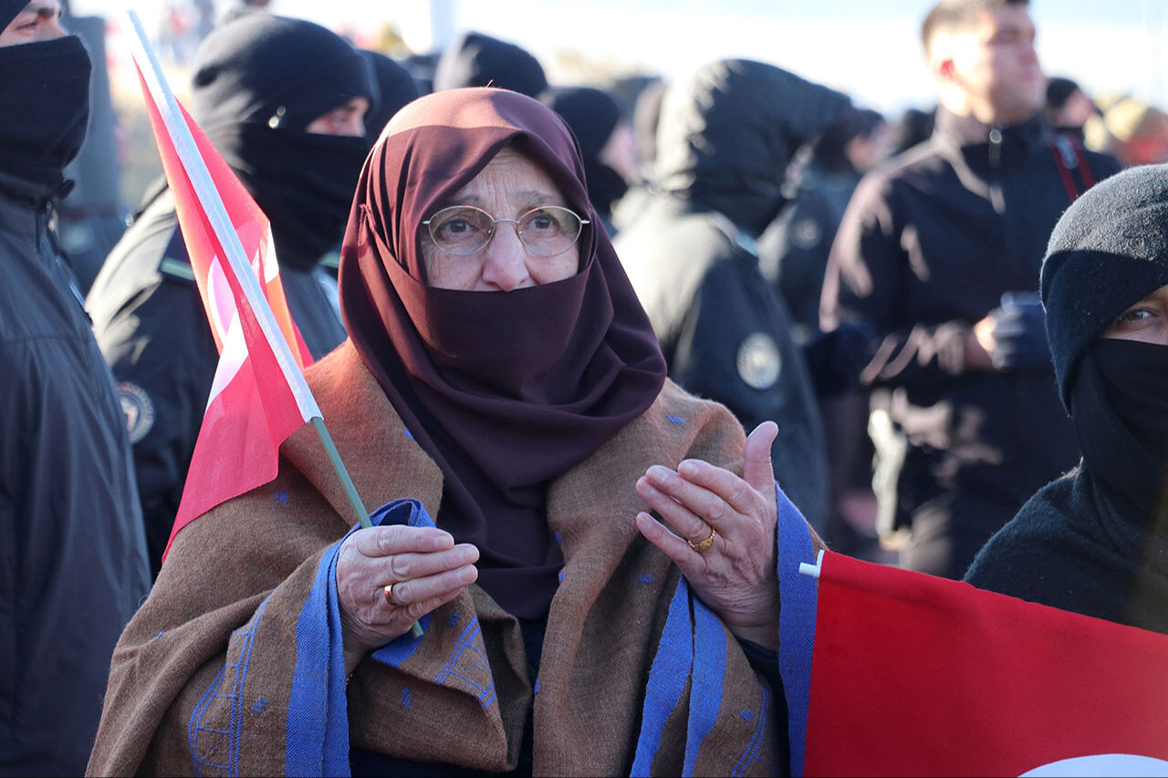 Erzurum'da büyük yürüyüş! Ecdada saygı unutulmadı: Aziziye Destanı'nın 147'nci yılı böyle kutlandı - 5. Resim