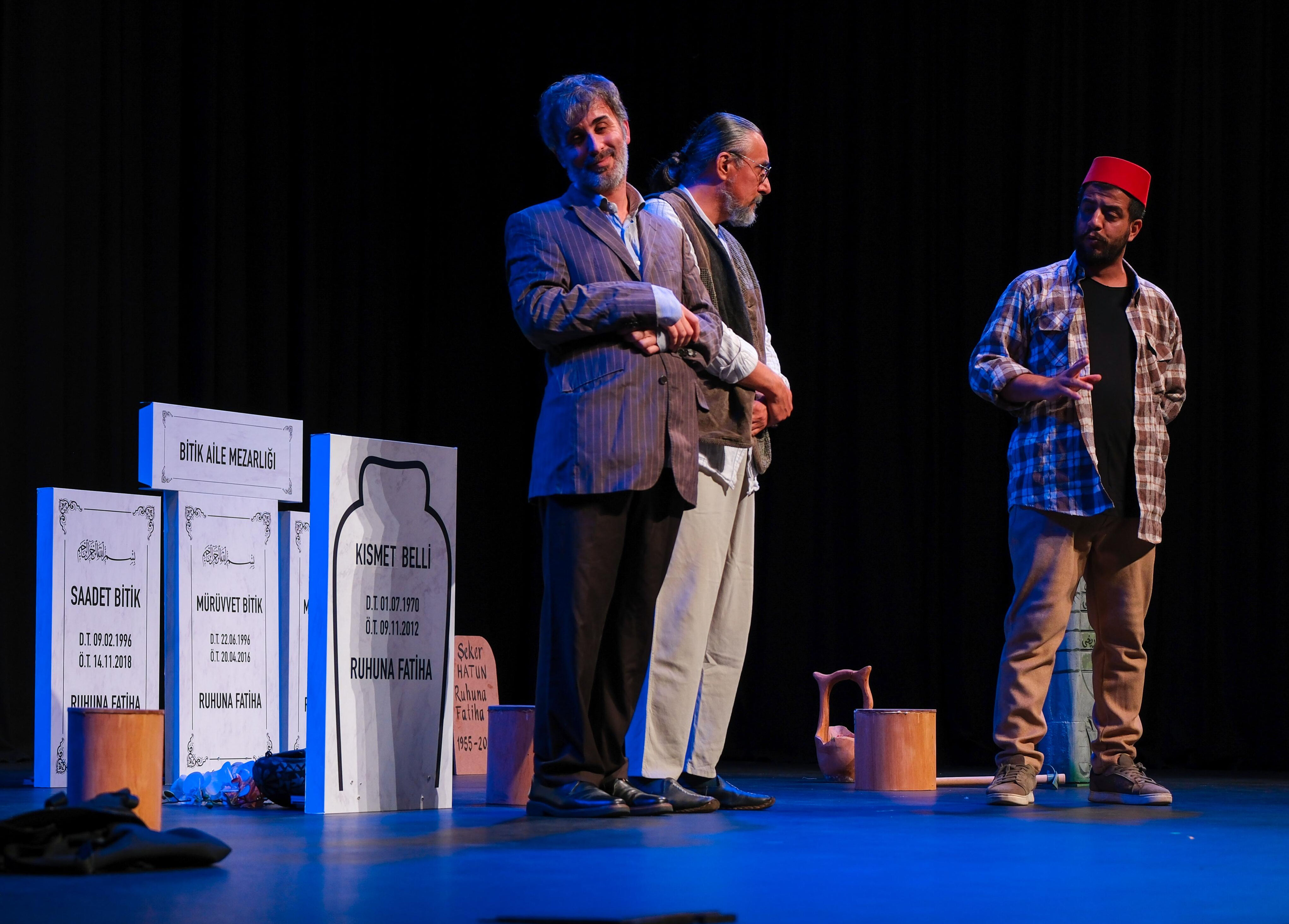 Evlenememek hiç bu kadar keyifli anlatılmadı! 'Evlen Zaman İçinde' gençlerden tam not aldı - 1. Resim