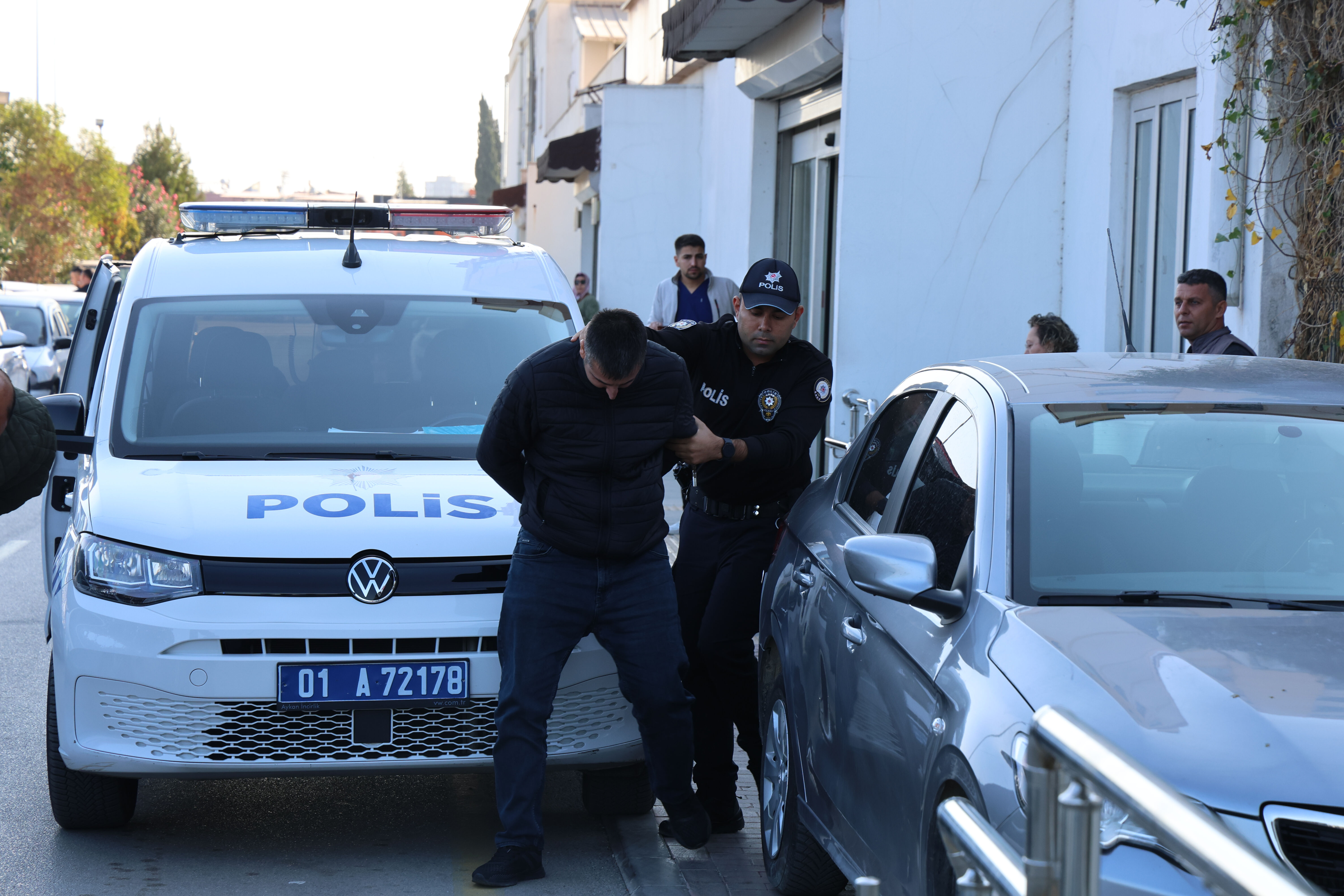 Her şey 'sıra' yüzünden... Adana'da taksi şoförleri dehşeti yaşattı - 2. Resim