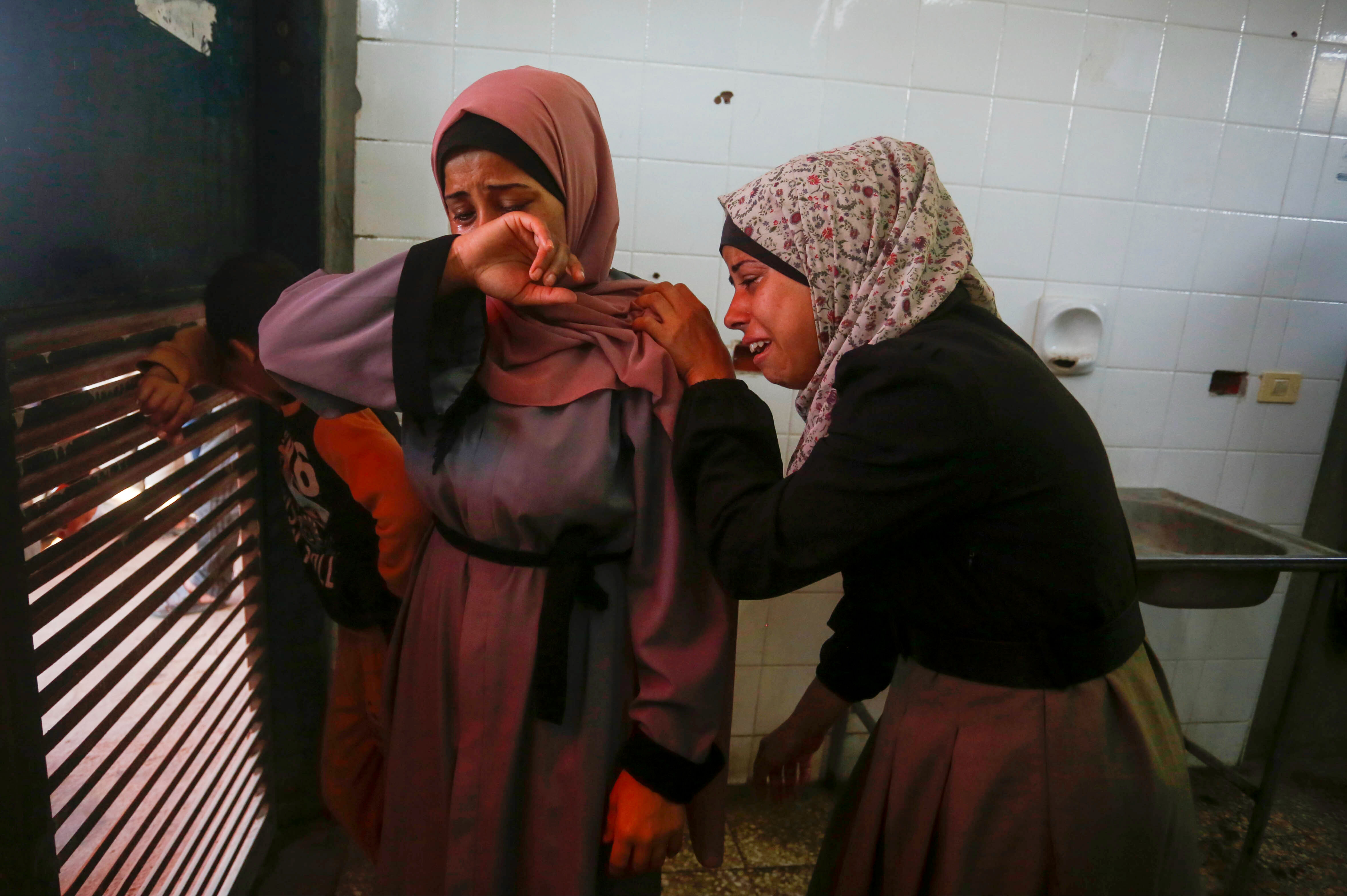 İşgal ordusu hastane yerleşkesindeki çadırları bombaladı - 3. Resim