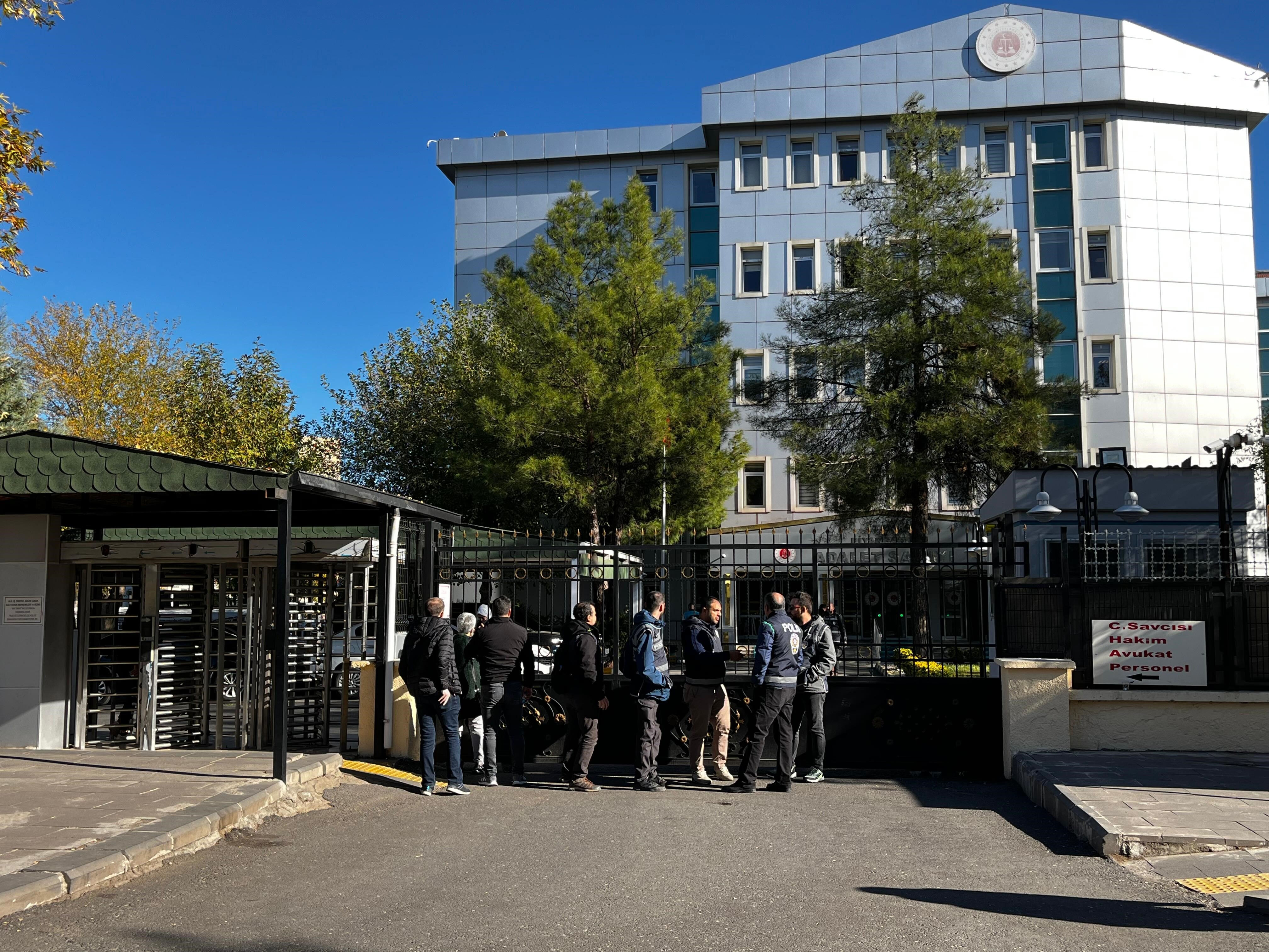 Narin cinayeti davasında 3. gün: İşte dakika dakika son gelişmeler - 1. Resim