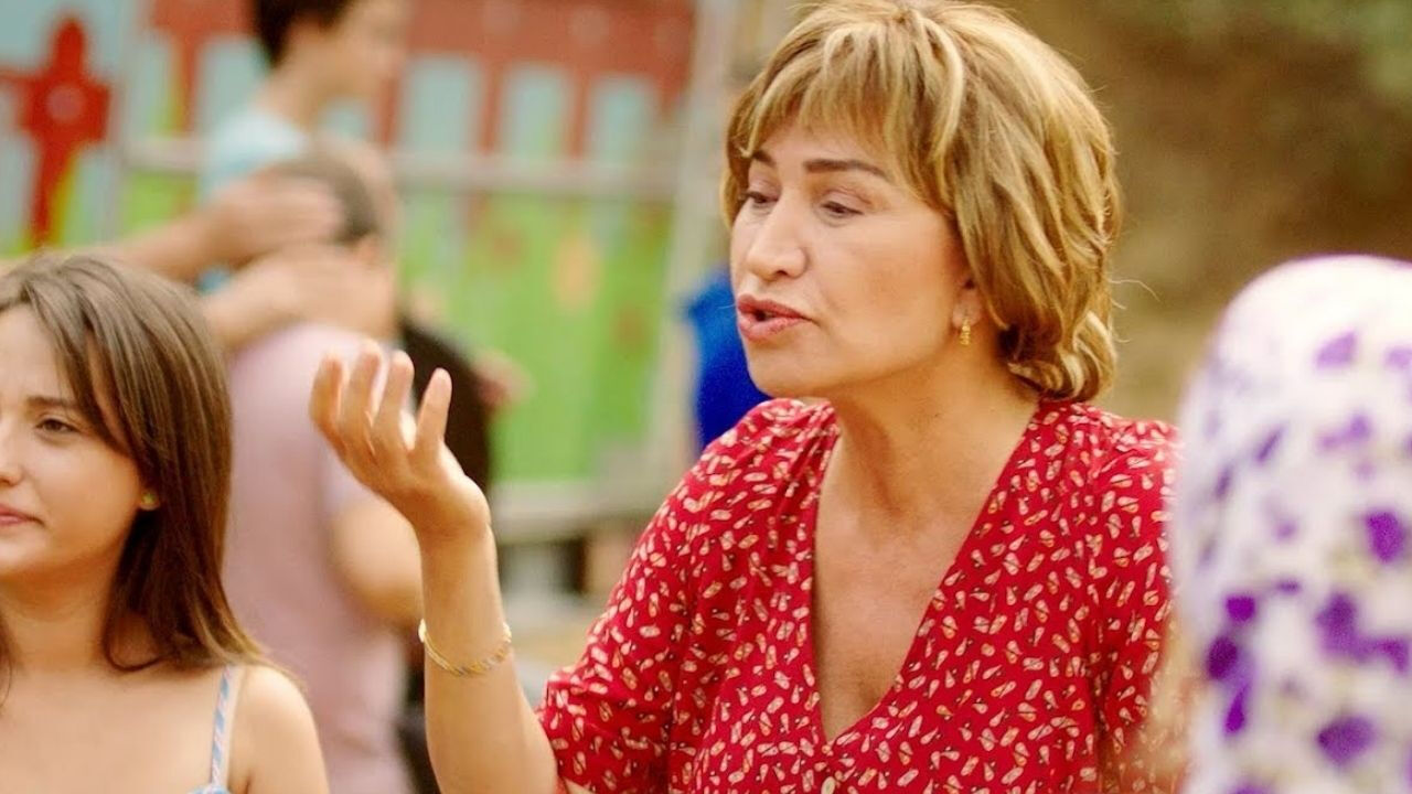 Usta oyuncu kadrosu! Görevimiz Tatil hangi köyde çekildi? - 3. Resim