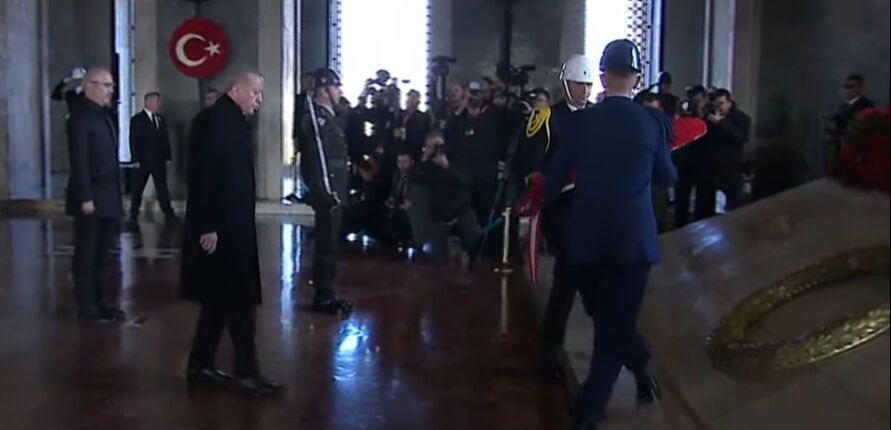 Cumhurbaşkanı Recep Tayyip Erdoğan ve devlet erkanı Anıtkabir'de - 1. Resim