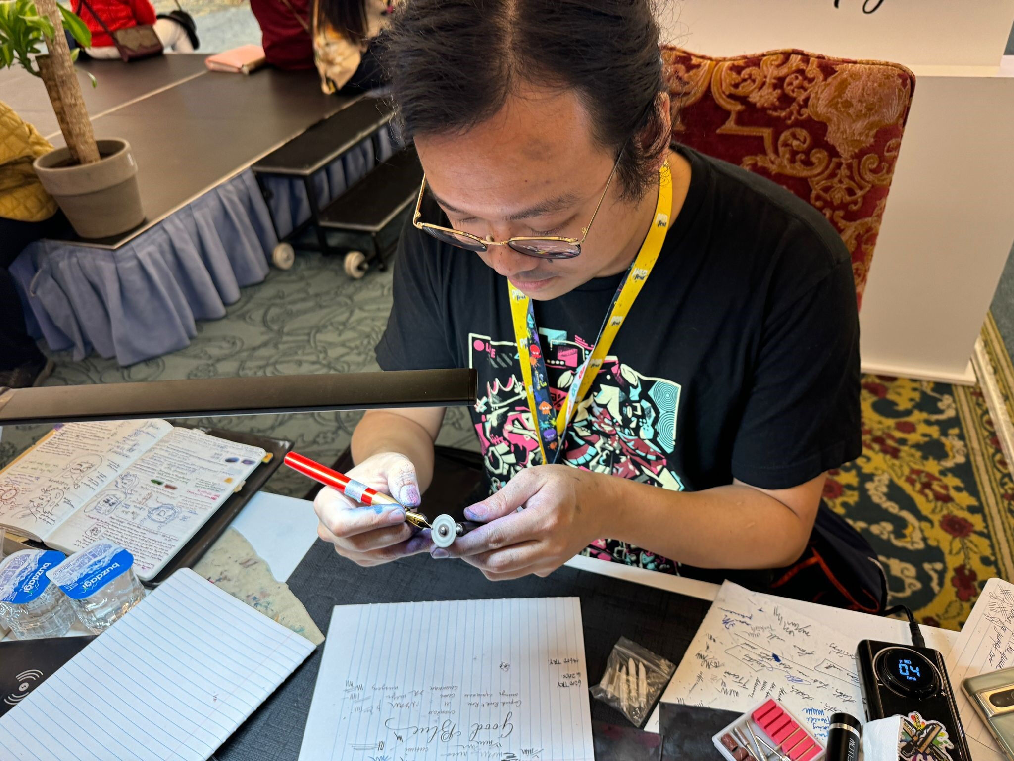 En pahalı kalem 3 milyon lirayla görücüye çıktı! Çırağan Sarayı'nda dikkat çeken festival: Penfest 2024 - 7. Resim