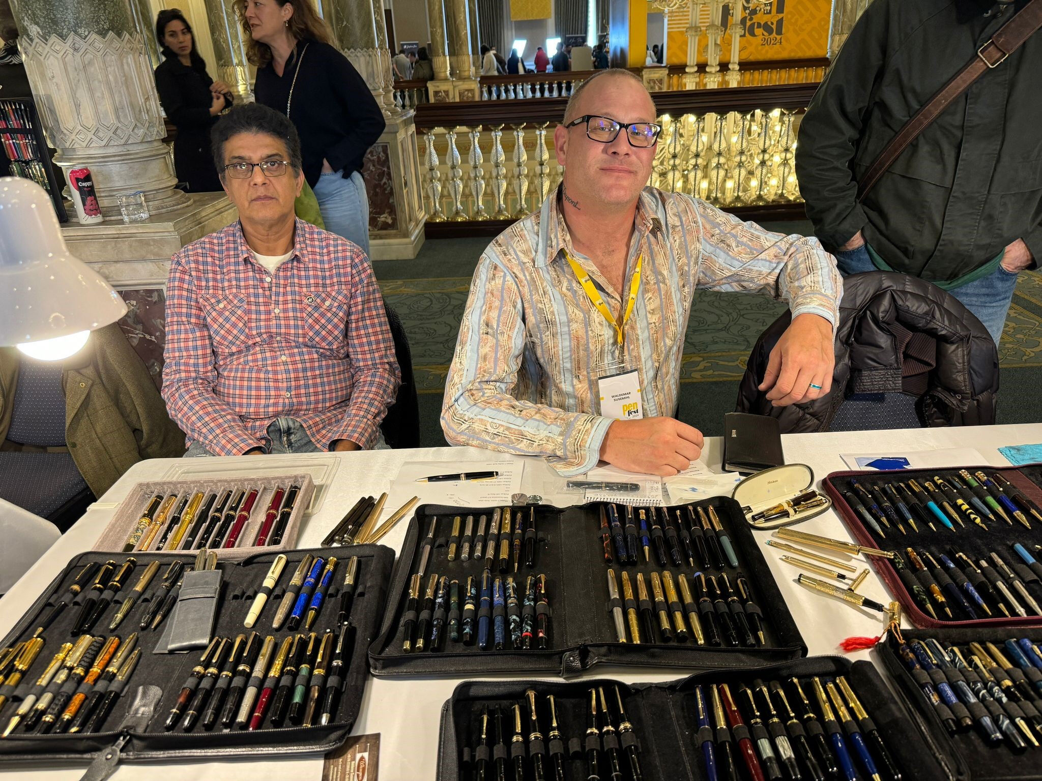 En pahalı kalem 3 milyon lirayla görücüye çıktı! Çırağan Sarayı'nda dikkat çeken festival: Penfest 2024 - 1. Resim