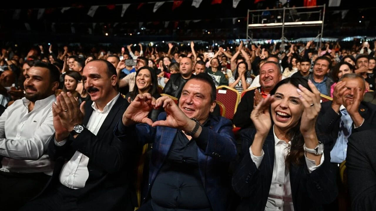 Liyakat dediğiniz bu muydu? CHP’li belediyelerin kadro oyununu Sayıştay ifşa etti - 3. Resim