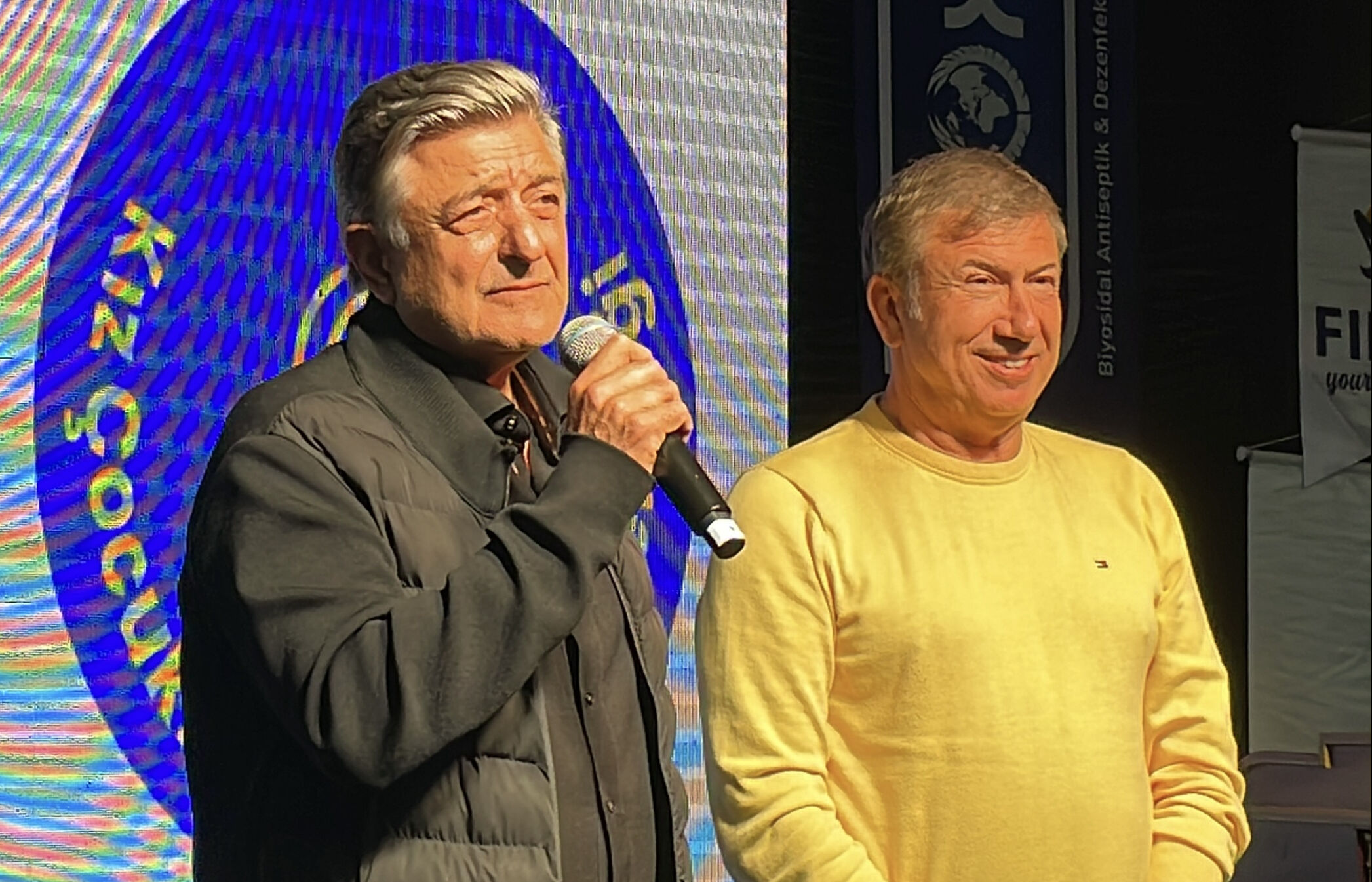 Yılmaz Vural'dan Galatasaray açıklaması: Bir Türk vatandaşı olarak gurur duydum Yılmaz Vural'dan Galatasaray açıklaması: Bir Türk vatandaşı olarak gurur duydum - 1. Resim