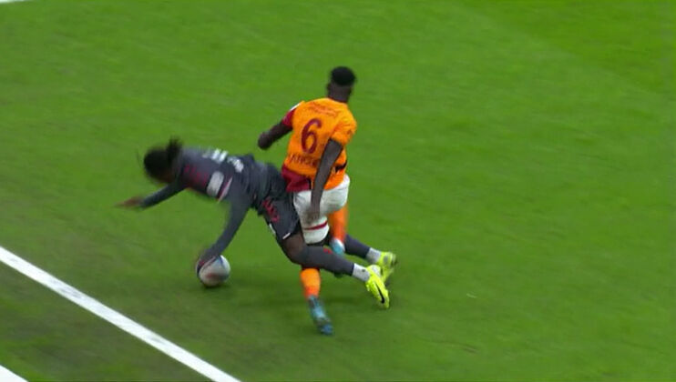 Galatasaray'ın performansı Rıdvan Dilmen'i şaşırttı! 