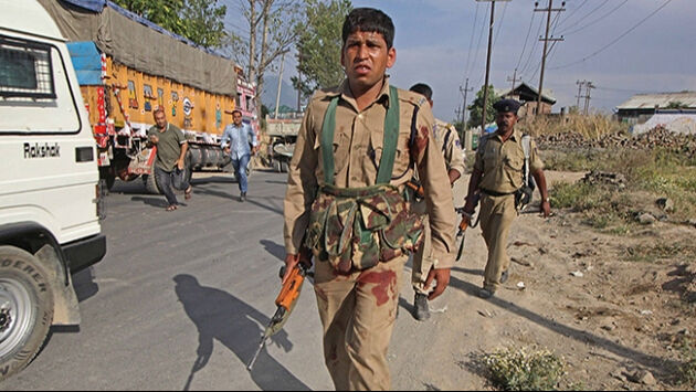 Hindistan'da karakol saldırısı! 10 kişi hayatını kaybetti - 1. Resim