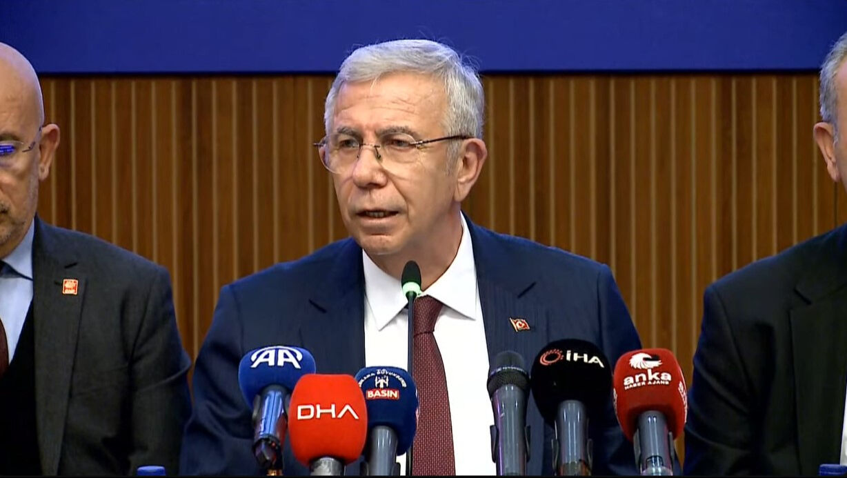 Konserlere ne kadar ödendi? Mansur Yavaş'tan 'Ebru Gündeş konseri' açıklaması Konserlere ne kadar ödendi? Mansur Yavaş'tan 'Ebru Gündeş konseri' açıklaması - 1. Resim