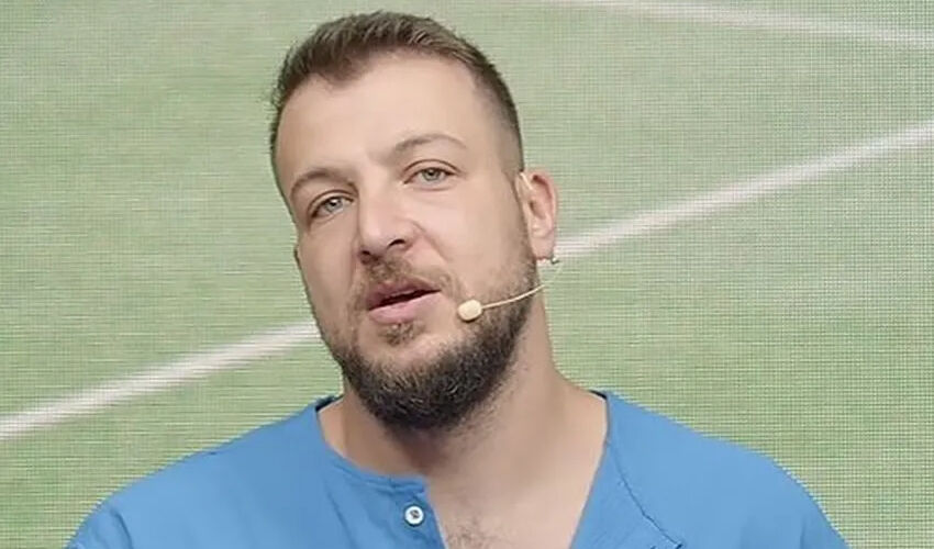 Mehmet Ali Erbil, Serdar Ortaç, Batuhan Karadeniz... Adı yasa dışı bahis operasyonunda geçen ünlüler arasında kimler var? Ünlülere yasa dışı bahis soruşturması! Aralarında Serdar Ortaç ve Mehmet Ali Erbil de var - 4. Resim