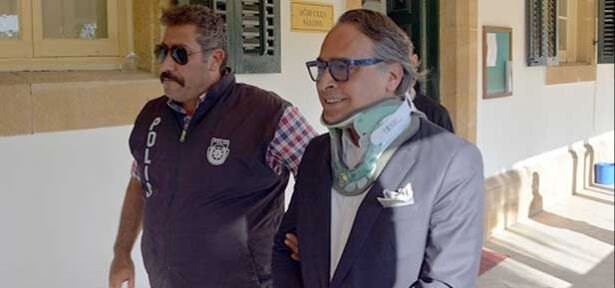 Modacı Barbaros Şansal kimdir? İstanbul Havalimanı'nda göz altına alınmıştı! - 1. Resim