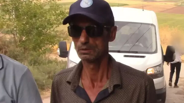 Narin cinayetinin kilit ismi Nevzat Bahtiyar'la ilgili çarpıcı iddia: İlk sorduğu soru ortaya çıktı Narin cinayetinin kilit ismi Nevzat Bahtiyar'la ilgili çarpıcı iddia: İlk sorduğu soru ortaya çıktı - 4. Resim