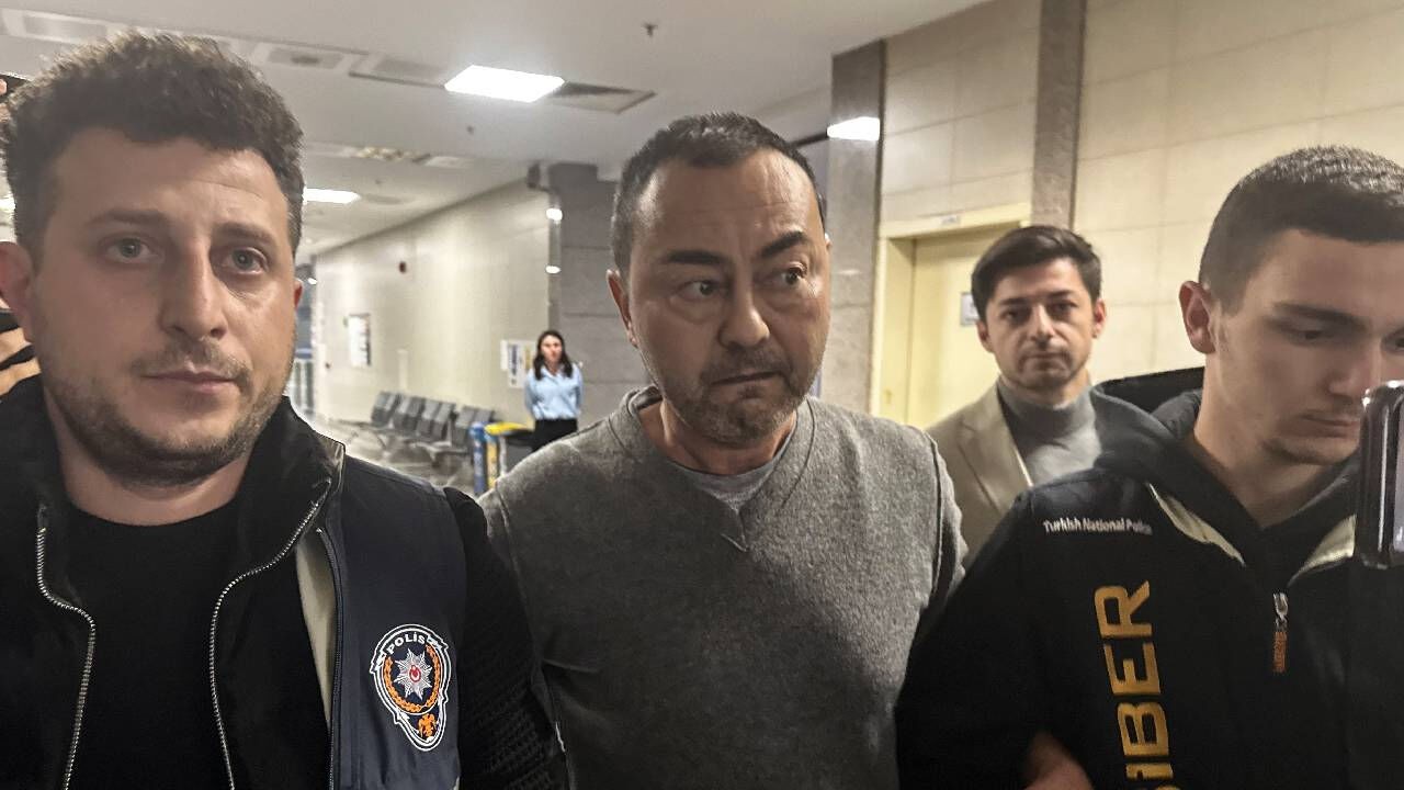 Serdar Ortaç'ın bitkin hali gözlerden kaçmadı! 'Kötü örnek oldum' diyerek verdiği cevap olay oldu - 3. Resim