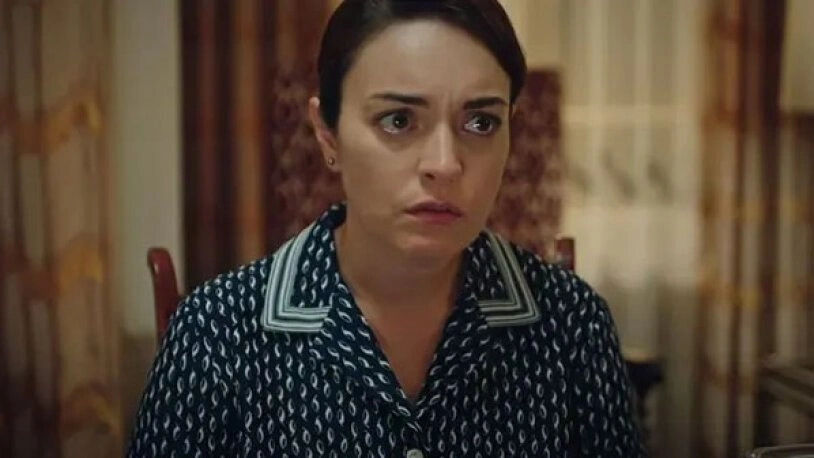 Setlerden uzak kalmıştı! Ezgi Mola ekranlara geri dönüyor! İşte yeni projesi... Setlerden uzak kalmıştı! Ezgi Mola ekranlara geri dönüyor! İşte yeni projesi... - 1. Resim