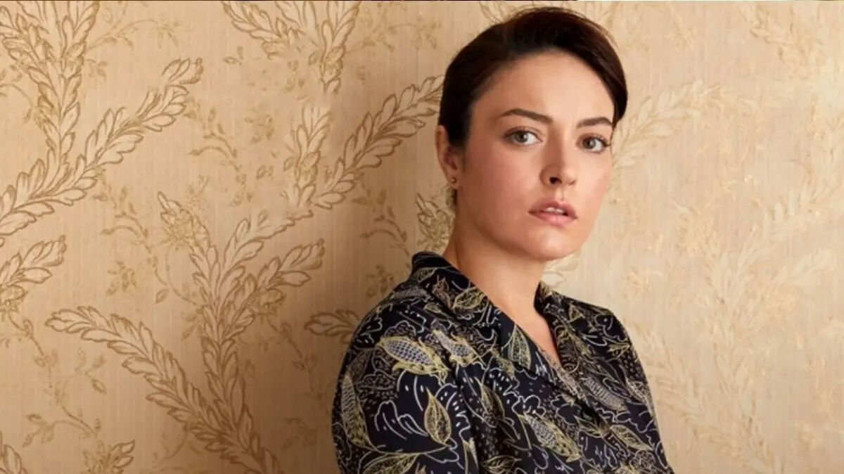 Setlerden uzak kalmıştı! Ezgi Mola ekranlara geri dönüyor! İşte yeni projesi... Setlerden uzak kalmıştı! Ezgi Mola ekranlara geri dönüyor! İşte yeni projesi... - 3. Resim