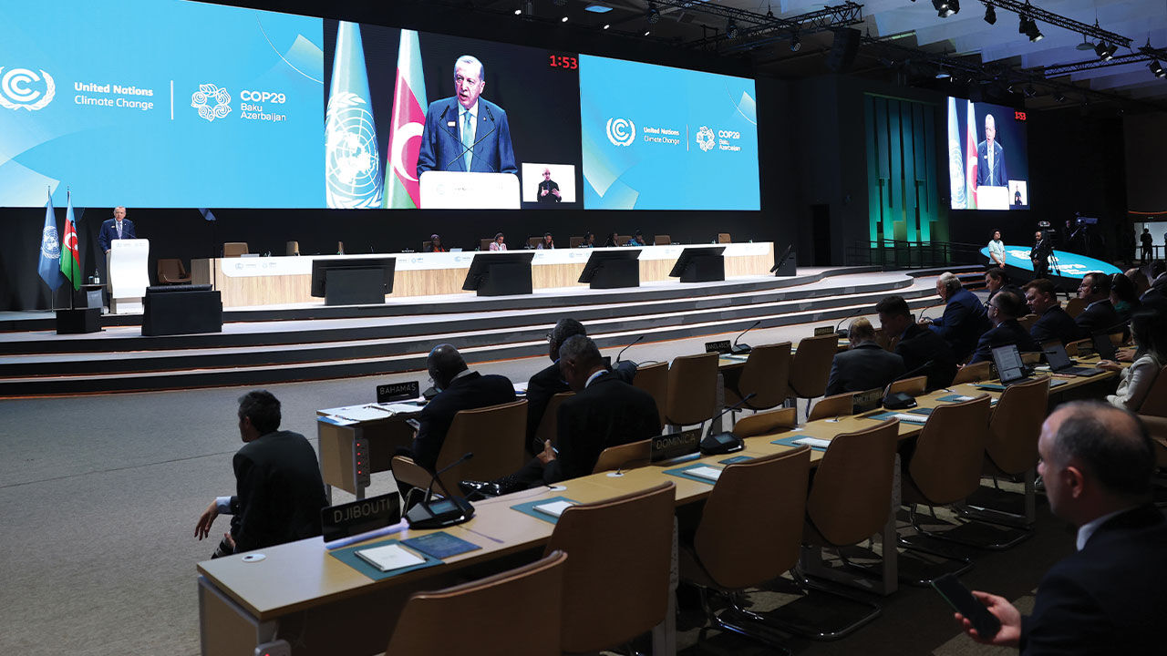 Cumhurbaşkanı Erdoğan, Bakü'den dünyaya Gazze mesajı verdi: İsrail, Gazzeli çocukların geleceğini şimdiden karanlığa bürüdü - 2. Resim