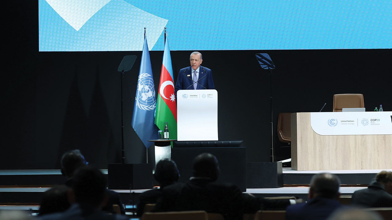 Cumhurbaşkanı Erdoğan, Bakü'den dünyaya Gazze mesajı verdi: İsrail, Gazzeli çocukların geleceğini şimdiden karanlığa bürüdü - 3. Resim