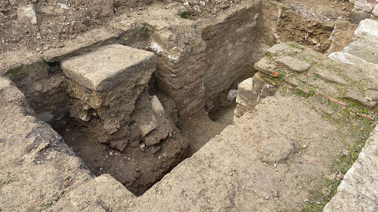 Düzce’deki Prusias ad Hypium Tiyatrosu'nda heyecanlandıran keşif: Kulis odaları ortaya çıkıyor Düzce’deki Prusias ad Hypium Tiyatrosu'nda heyecanlandıran keşif: Kulis odaları ortaya çıkıyor - 5. Resim