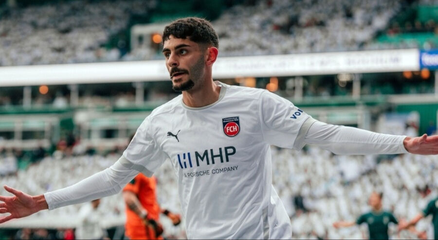 Ferdi Kadıoğlu aday kadrodan çıkarıldı! A Milli Takım kadrosuna dahil edilen Eren Dinkçi kimdir? Ferdi Kadıoğlu aday kadrodan çıkarıldı! A Milli Takım kadrosuna dahil edilen Eren Dinkçi kimdir? - 1. Resim