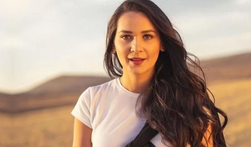 Gönül Dağı'nın Dilek'i Gülsim Ali'nin yeni projesi belli oldu! Güzel oyuncuya sürpriz partner... Gönül Dağı'nın Dilek'i Gülsim Ali'nin yeni projesi belli oldu! Güzel oyuncuya sürpriz partner... - 2. Resim