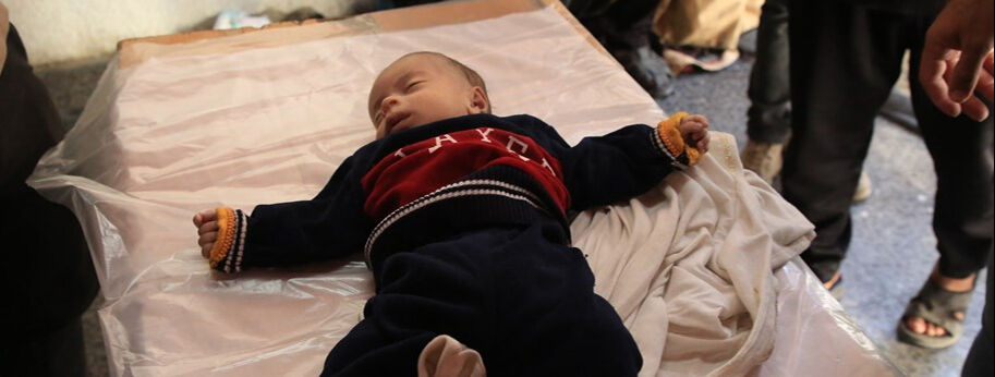 İsrail Gazze'de 14 günde yüzlerce Filistinliyi öldürdü İsrail Gazze'de 14 günde yüzlerce Filistinliyi öldürdü - 4. Resim