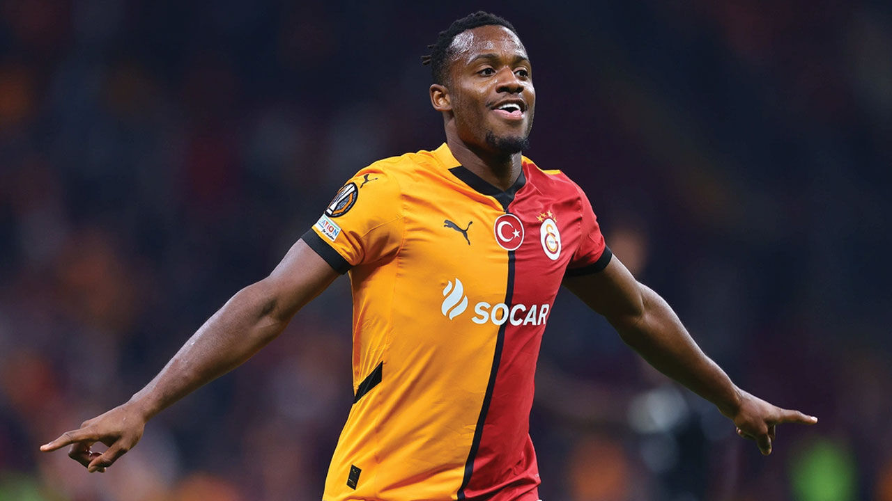 Batshuayi'den 'Beşiktaş'ta dolandırıldım' iddiası! 200 bin euro verdi ama... Batshuayi'den 'Beşiktaş'ta dolandırıldım' iddiası! 200 bin euro verdi ama... - 2. Resim