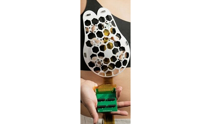 Giyilebilir kalp pilinin mucidi Doç. Dr. Canan Dağdeviren: ABD’de yaşıyorum ama tedavimi yaptırmaya Türkiye’ye geliyorum Giyilebilir kalp pilinin mucidi Doç. Dr. Canan Dağdeviren: ABD’de yaşıyorum ama tedavimi yaptırmaya Türkiye’ye geliyorum - 1. Resim