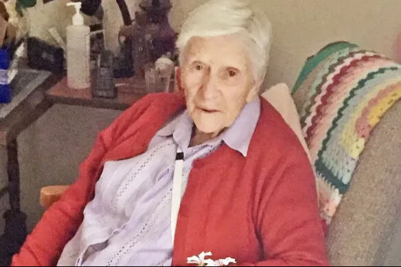 Huzurevinde cinayet! 95 yaşındaki kadın feci şekilde can verdi Huzurevinde cinayet! 95 yaşındaki kadın feci şekilde can verdi - 1. Resim